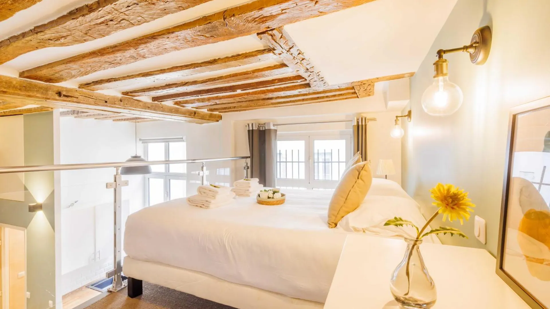 Quiet 1br-4p - Quartier Du Mail Apartment *
