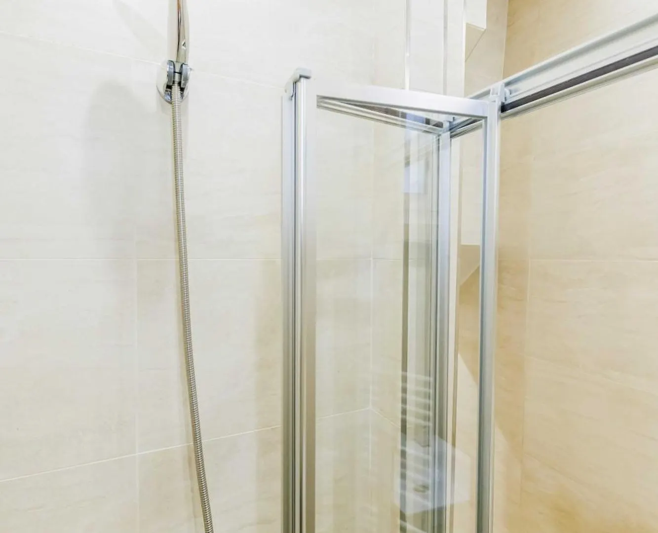 Quiet 1br-4p - Quartier Du Mail *