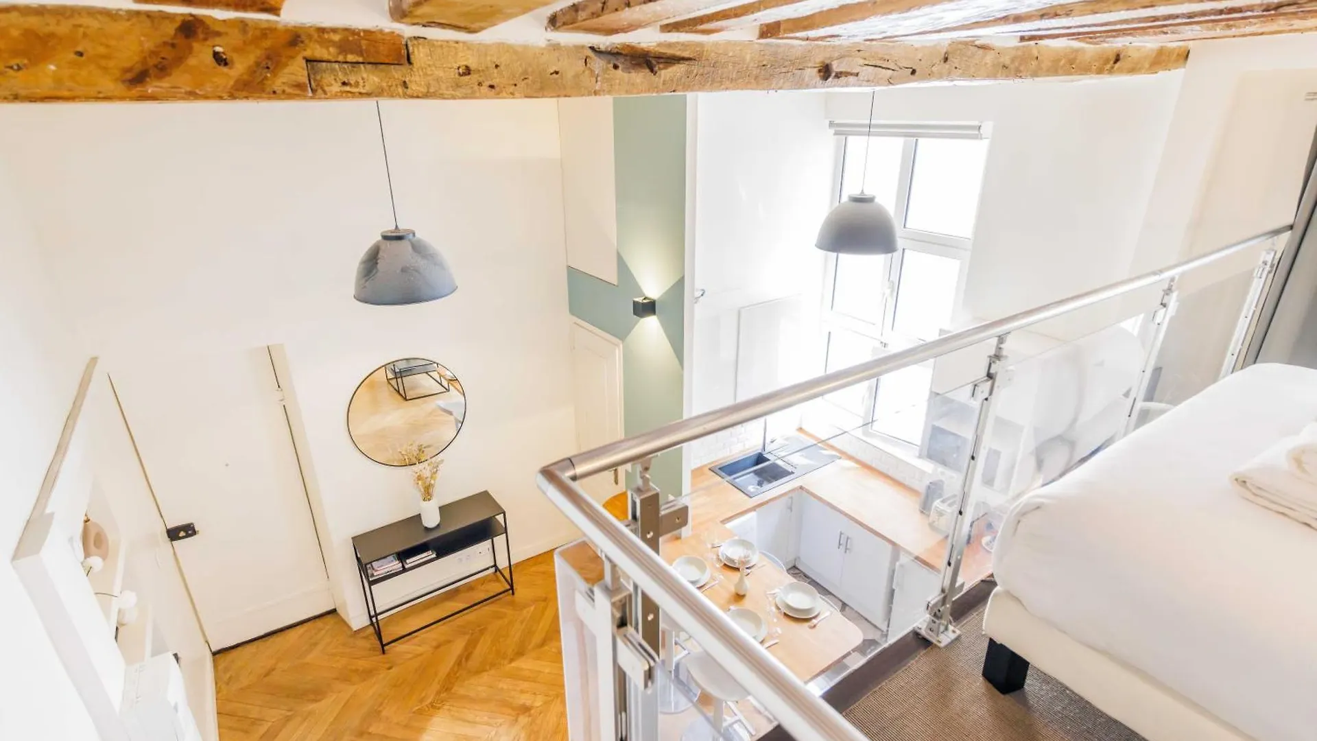 Quiet 1br-4p - Quartier Du Mail